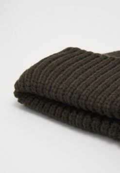 Pier One Unisex 3 Pack - Bonnet - Black/Grey/Khaki -Pier One 122ae2a604e04a33bd6c28fbbb6d2af3