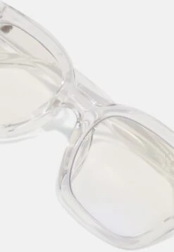Pier One Unisex - Lunettes Anti-Lumière Bleue - Transparent 5 Pier One Unisex - Lunettes Anti-Lumière Bleue - Transparent -Pier One 27a2af2bc254429b93a7d4057ddd01f5