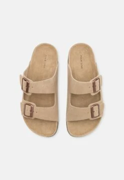 Pier One Leather Unisex - Chaussons - Beige 9 Pier One Leather Unisex - Chaussons - Beige -Pier One 658db7c748df48419a27fd940a9ac1ce