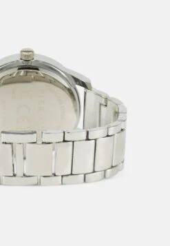 Pier One Set - Montre - Silver-Coloured -Pier One 72bbbb99430d4d8cb8ab6ed38164cad1