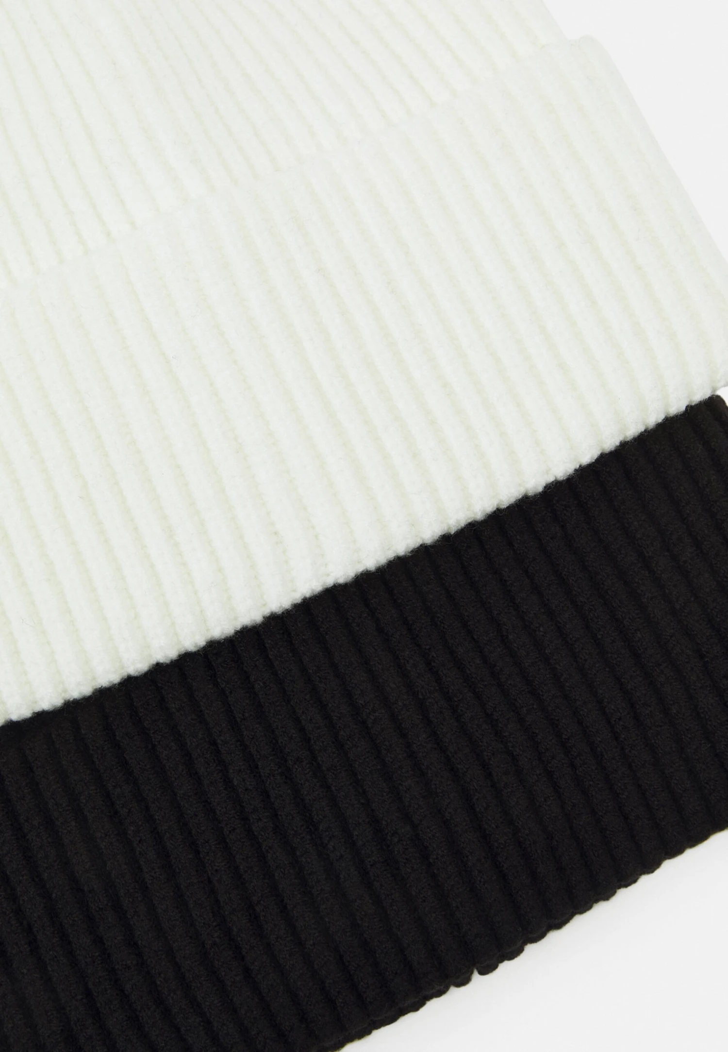 Pier One Unisex 2 Pack - Bonnet - Black/White 3 Pier One Unisex 2 Pack - Bonnet - Black/White – Image 3