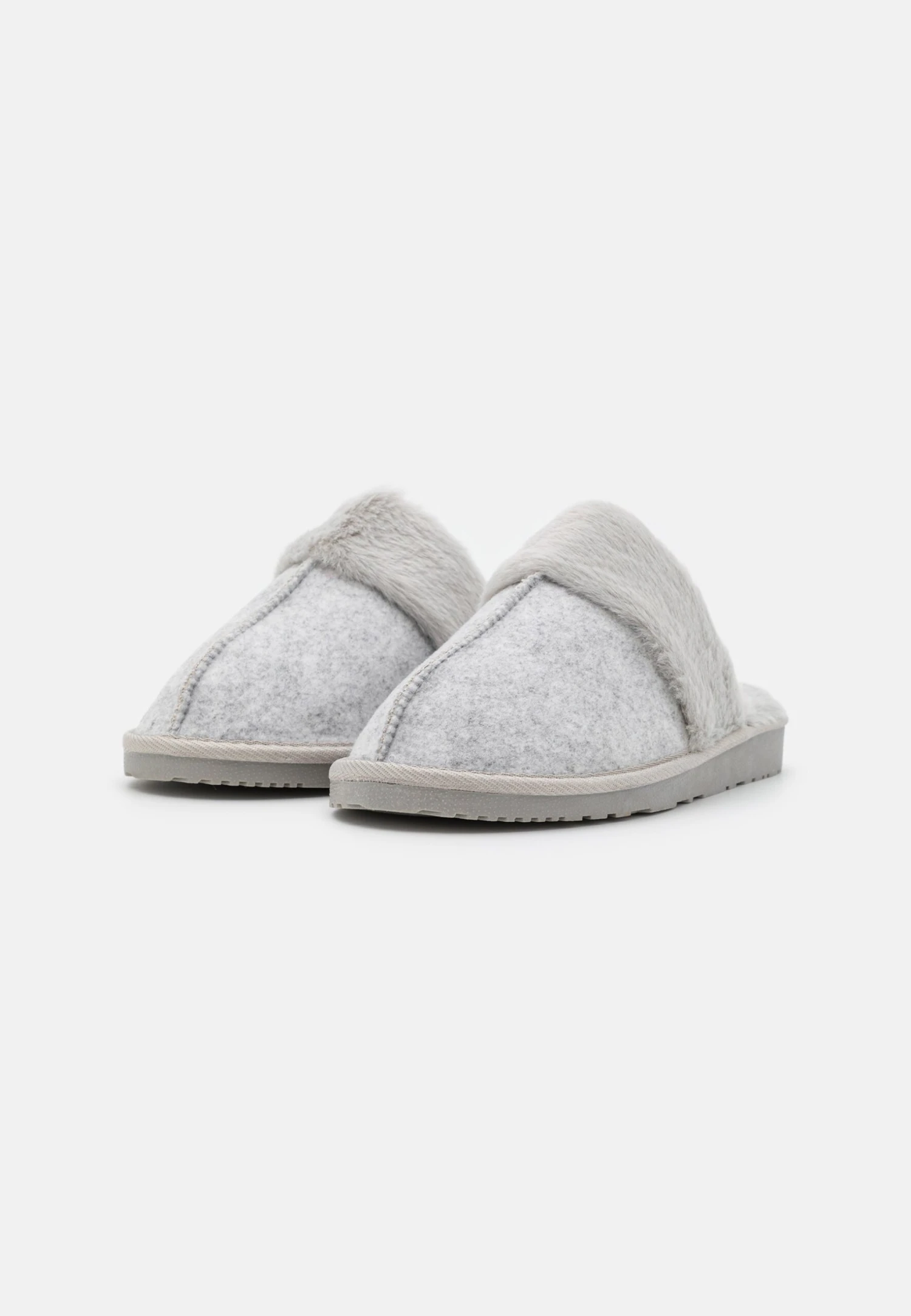 Pier One Chaussons - Grey 3 Pier One Chaussons - Grey – Image 3