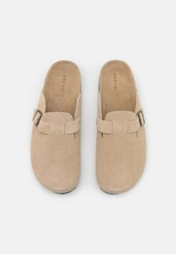 Pier One Leather Unisex - Chaussons - Beige 9 Pier One Leather Unisex - Chaussons - Beige -Pier One fb9c0aed91d14aa2a90f9e1af6a1df5d