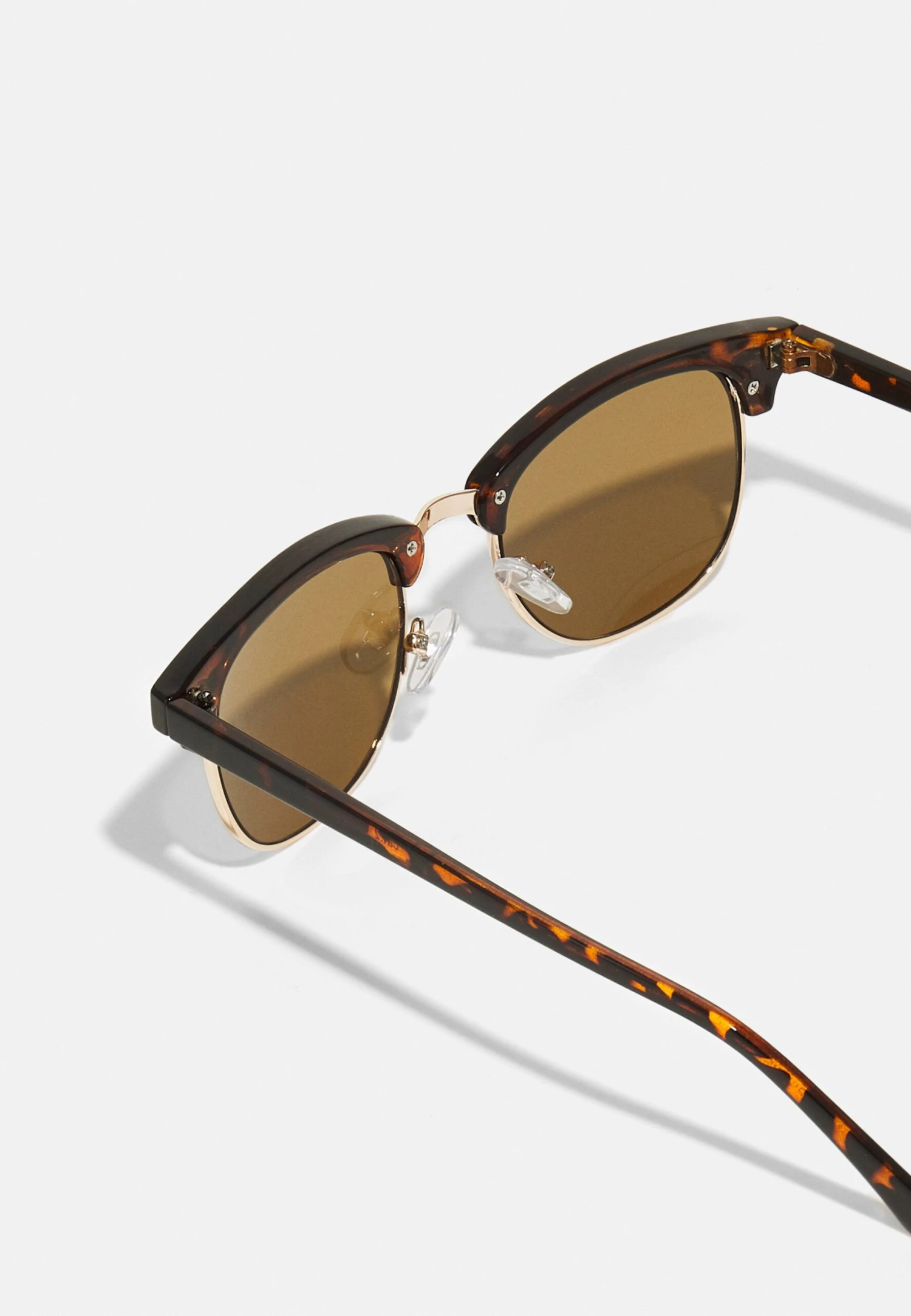 Pier One 2 Pack - Lunettes De Soleil - Brown/Black 2 Pier One 2 Pack - Lunettes De Soleil - Brown/Black – Image 2